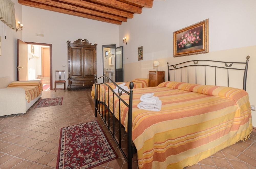 Nonna Germina Locazione Turistica Villa รอคคาลูเมรา ภายนอก รูปภาพ
