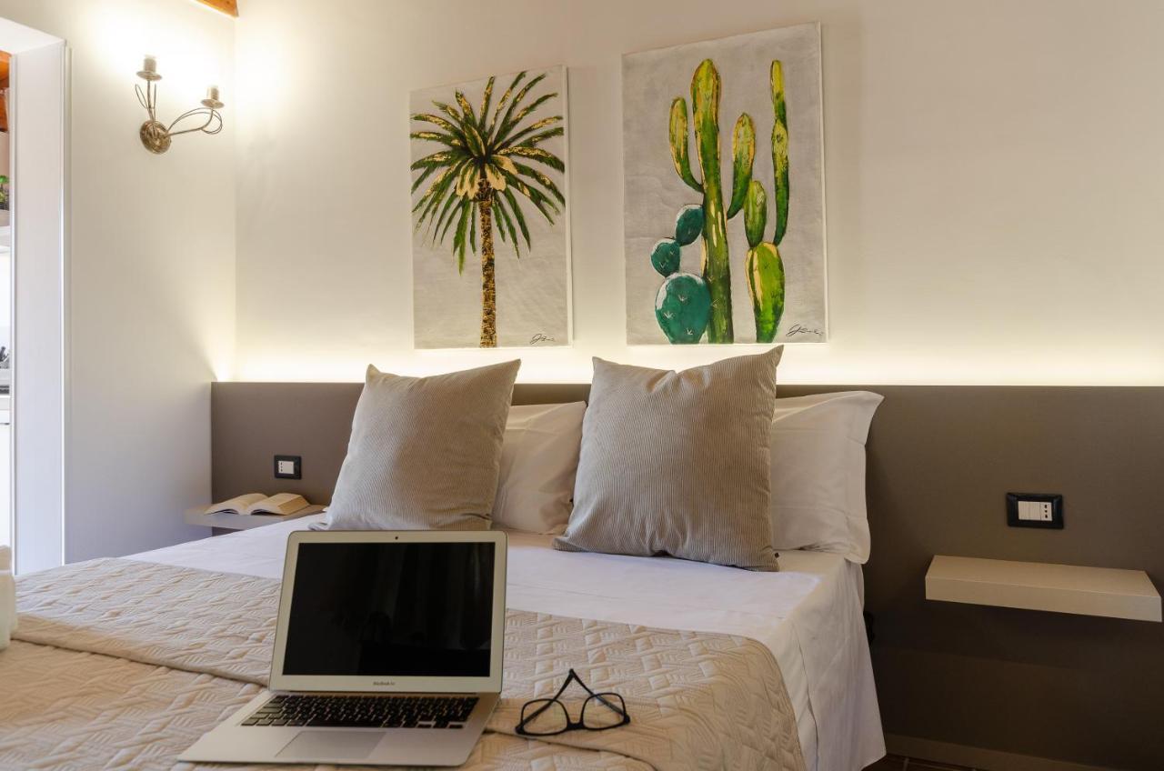 Nonna Germina Locazione Turistica Villa รอคคาลูเมรา ภายนอก รูปภาพ